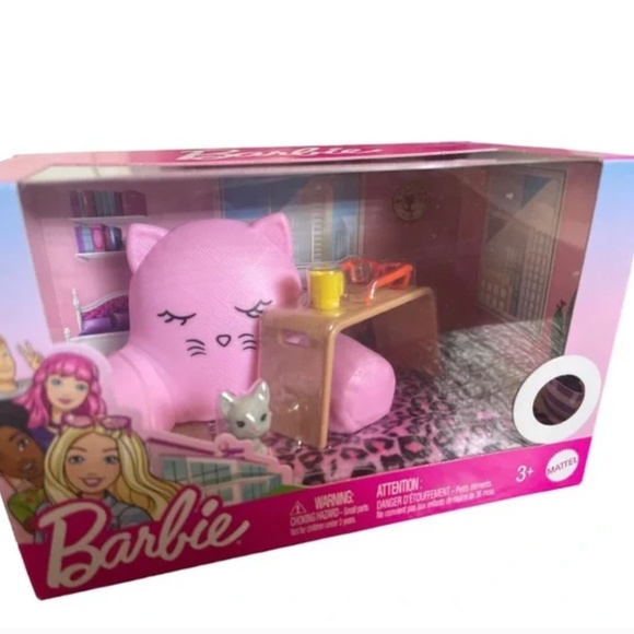 Barbie pandemic accessories pack - work from home - NIB - cat tray blanket chair - Picture 2 of 4